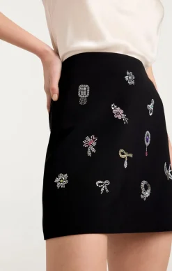 Heatset Brooches Embellished Doris Skirt