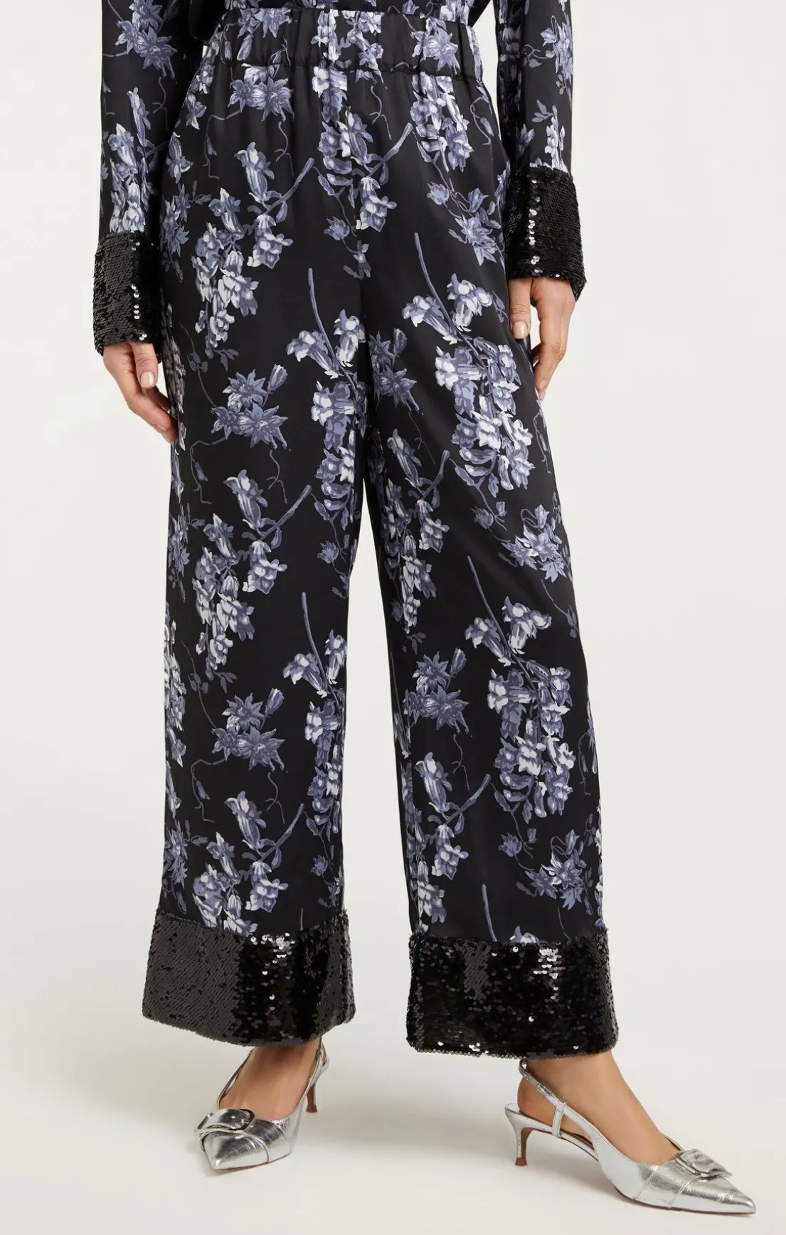 Phoebe Pant
